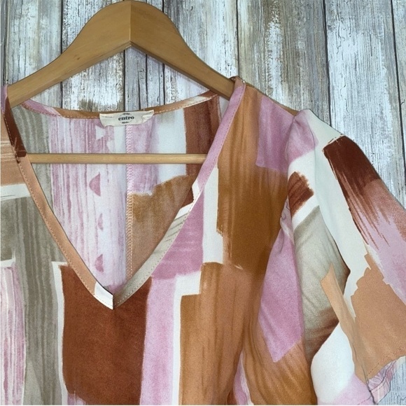 Entro Violet Skye Flutter Sleeve Blouse - Picture 7 of 7